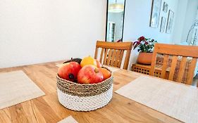 Bright Apartment With Terrace, Pool And Beach
